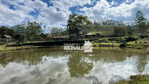 Fazenda/Sítio com 8 Quartos à venda, 900m² no Igaratá, Igaratá