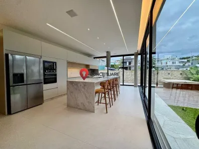 Casa com 3 Quartos para alugar, 293m² no Pedra Branca, Palhoça
