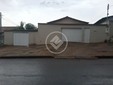 Casa com 3 Quartos à venda, 216m² no Santa Genoveva, Goiânia