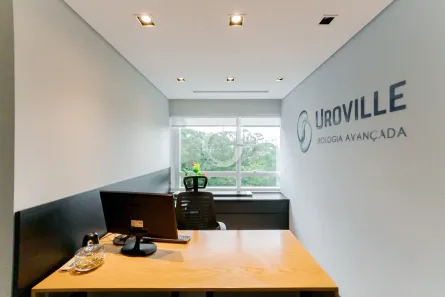 Sala Comercial à venda, 123m² no Campo Comprido, Curitiba