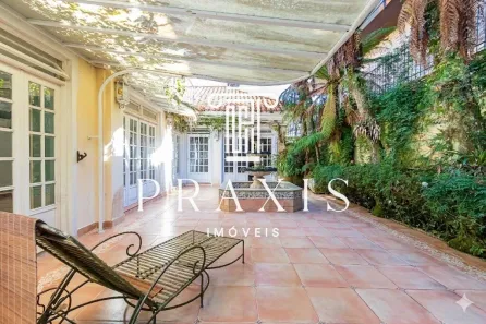 Casa com 4 Quartos à venda, 471m² no Ahú, Curitiba