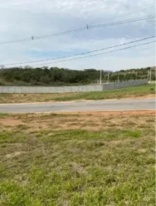 Lote/Terreno à venda, 326m² no Vila Menino Jesus, Caçapava