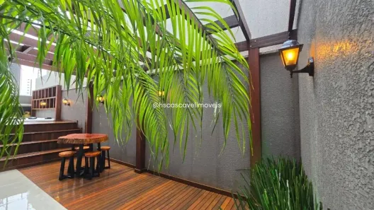 Sobrado com 3 Quartos à venda, 174m² no Recanto Tropical, Cascavel