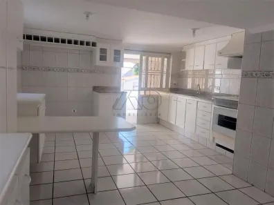 Casa com 3 Quartos para alugar, 165m² no Vila Rezende, Piracicaba