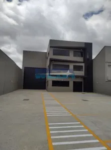 Galpão/Depósito/Armazém para alugar, 550m² no Boqueirão, Curitiba