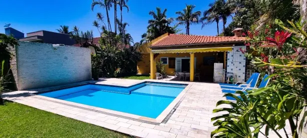 Casa com 3 Quartos para alugar, 220m² no Riviera, Bertioga