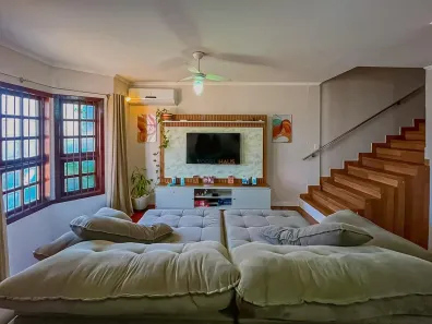 Casa de Condomínio com 3 Quartos à venda, 178m² no São José, Canoas