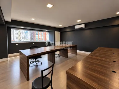 Sala Comercial para alugar, 90m² no Centro, Curitiba