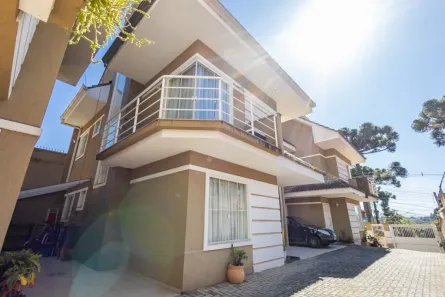 Sobrado com 3 Quartos à venda, 149m² no Barreirinha, Curitiba