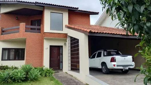 Casa de Condomínio com 3 Quartos para alugar, 380m² no São Paulo II, Cotia