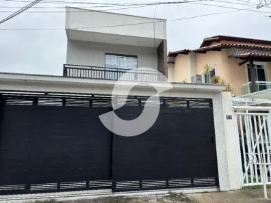 Casa com 3 Quartos à venda, 180m² no Piratininga, Niterói