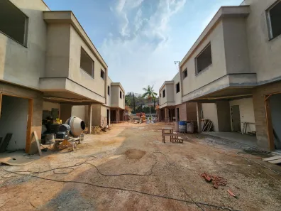 Casa de Condomínio com 3 Quartos à venda, 180m² no Parque Jardim da Serra, Juiz de Fora