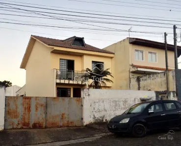 Sobrado com 3 Quartos à venda, 220m² no Uvaranas, Ponta Grossa
