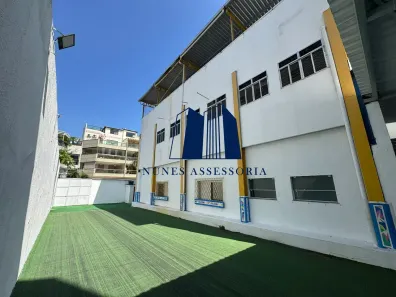 Prédio Comercial para alugar, 850m² no Recreio dos Bandeirantes, Rio de Janeiro