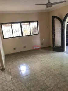 Casa com 3 Quartos à venda, 338m² no Boqueirão, Santos