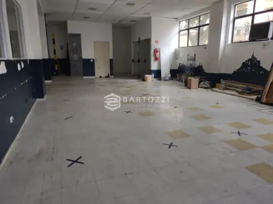 Prédio Comercial para alugar, 970m² no Santa Paula, São Caetano do Sul