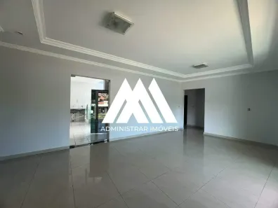 Casa com 4 Quartos para alugar, 240m² no Graças, Itaúna