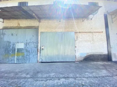 Galpão/Depósito/Armazém para alugar, 200m² no Primeiro de Maio, Brusque