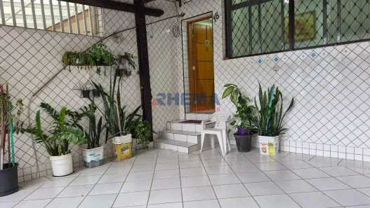 Sobrado com 3 Quartos à venda, 95m² no Embaré, Santos