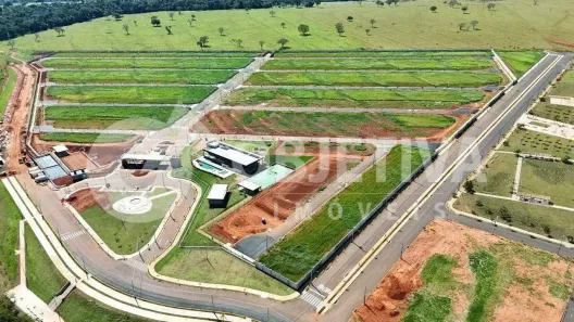 Lote/Terreno à venda, 264m² no Loteamento Portal do Vale II, Uberlândia