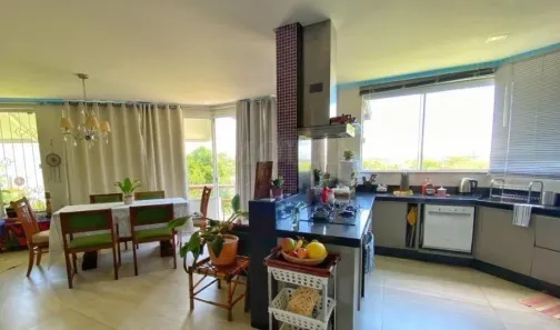 Casa de Condomínio com 4 Quartos para alugar, 260m² no Lagoa da Conceição, Florianópolis