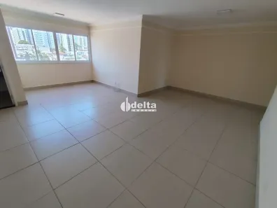 Apartamento com 4 Quartos para alugar, 145m² no Fundinho, Uberlândia