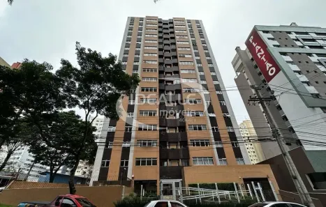 Apartamento com 3 Quartos para alugar, 87m² no Cristo Rei, Curitiba