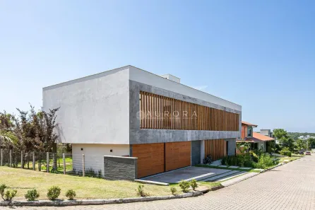 Casa de Condomínio com 5 Quartos para alugar, 560m² no Rio Tavares, Florianópolis