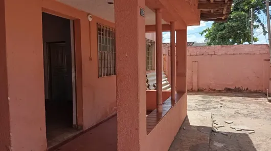 Casa com 3 Quartos à venda, 179m² no Rodoviário, Goiânia