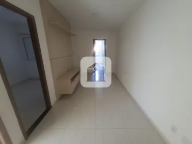 Casa de Condomínio com 3 Quartos para alugar, 100m² no Aclimação, Uberlândia