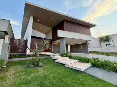 Casa de Condomínio com 5 Quartos à venda, 449m² no Jardins Itália, Goiânia