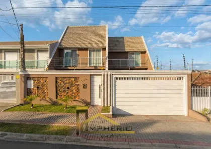 Sobrado com 3 Quartos à venda, 490m² no Capão Raso, Curitiba