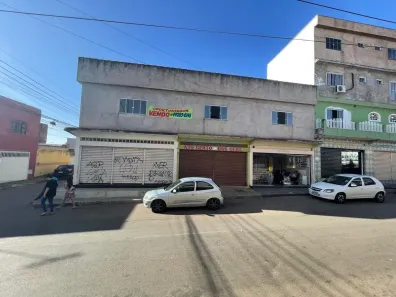 Prédio Comercial com 2 Quartos à venda, 128m² no Jardim Roriz, Brasília