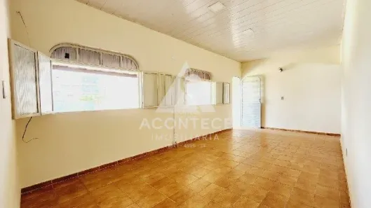 Casa com 2 Quartos à venda, 300m² no Taguatinga Sul, Brasília