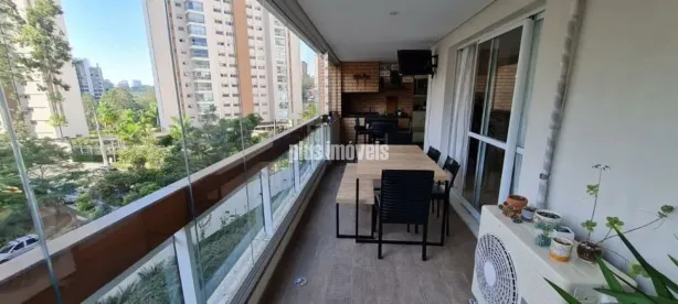 Apartamento com 3 Quartos para alugar, 163m² no Vila Andrade, São Paulo
