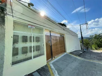 Casa com 2 Quartos à venda, 1000m² no Sapê, Niterói