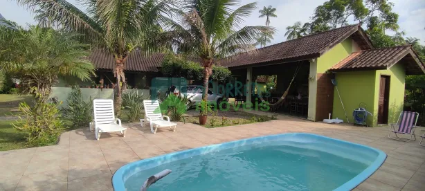 Fazenda/Sítio com 6 Quartos à venda, 374m² no , Morretes