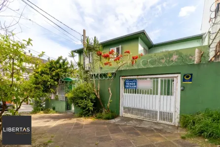 Casa com 5 Quartos à venda, 230m² no Petrópolis, Porto Alegre