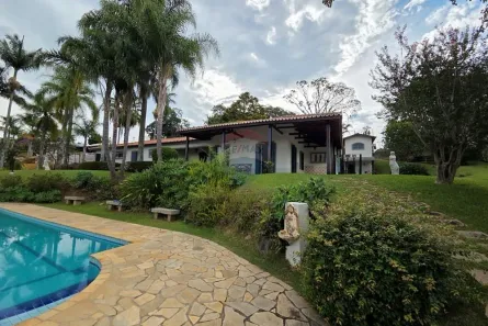 Casa com 4 Quartos para alugar, 249m² no Condomínio Jardim das Palmeiras, Bragança Paulista