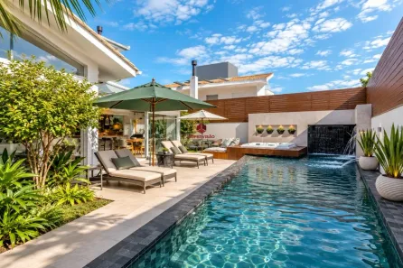 Casa com 5 Quartos à venda, 580m² no Jurerê, Florianópolis