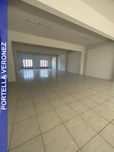 Sala Comercial para alugar, 160m² no Jardim Maria Rosa, Taboão da Serra