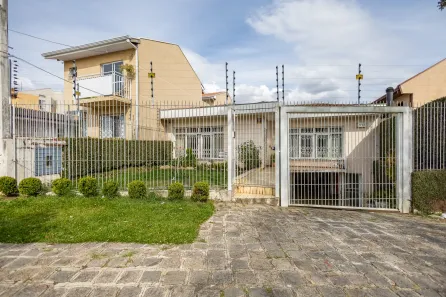 Casa com 4 Quartos à venda, 180m² no Parolin, Curitiba