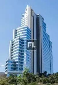 Sala Comercial para alugar, 192m² no Green Valley Alphaville, Barueri