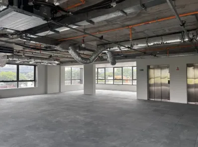 Ponto Comercial para alugar, 350m² no Jardim Promissão, São Paulo