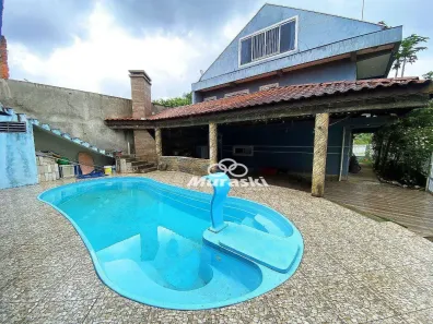 Sobrado com 4 Quartos à venda, 342m² no Guaratuba, Guaratuba