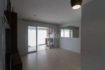 Apartamento com 2 Quartos para alugar, 69m² no Vila Anastácio, São Paulo