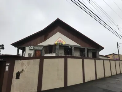 Sobrado com 4 Quartos à venda, 446m² no Campos Elíseos, Taubaté