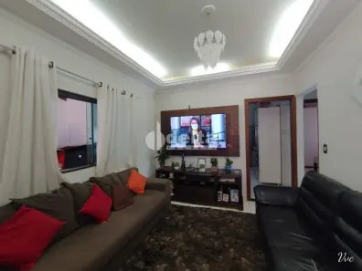 Casa com 3 Quartos à venda, 410m² no Granada, Uberlândia