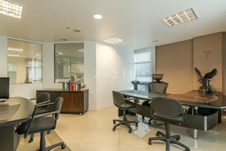 Sala Comercial à venda, 83m² no Bigorrilho, Curitiba