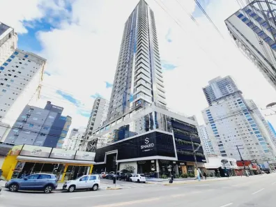 Apartamento com 3 Quartos para alugar, 166m² no Meia Praia, Itapema